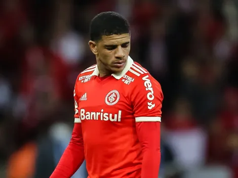 Taison vira bola da vez de rival e notícia cai como uma ‘bomba’ no Internacional