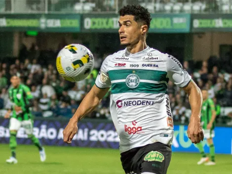 Diretoria do Coritiba define futuro de Egídio e torcida repercute decisão na web