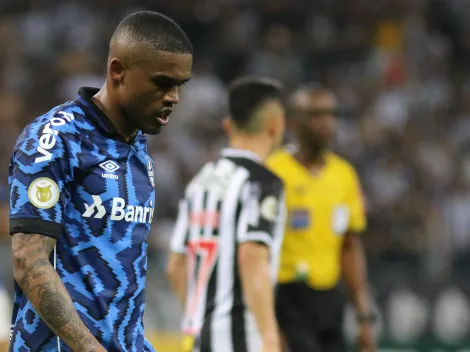 Botafogo quebra o silêncio e esclarece suposto interesse em Douglas Costa