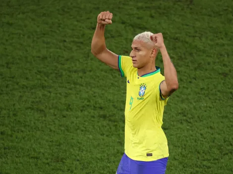 Richarlison deixa adversários comendo poeira e fatura prêmio da Copa do Mundo