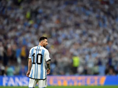 Messi não esconde empolgação após receber homenagem inusitada   