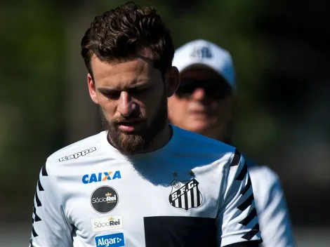 Lucas Lima pede desculpas à torcida e anuncia volta ao Santos