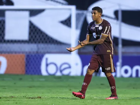 Números de Kennedy na Ferroviariá viram motivo de 'comemoração' no Fluminense