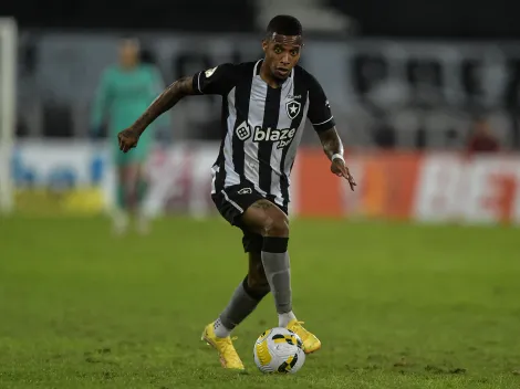 Tchê Tchê fica na bronca com arbitragem após derrota do Botafogo no clássico Carioca