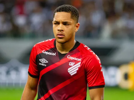 Jornal espanhol indica provável destino de Vitor Roque  