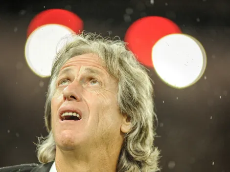 Cruzeiro faz contato para 'arrancar' atacante de Jorge Jesus no Fenerbahçe