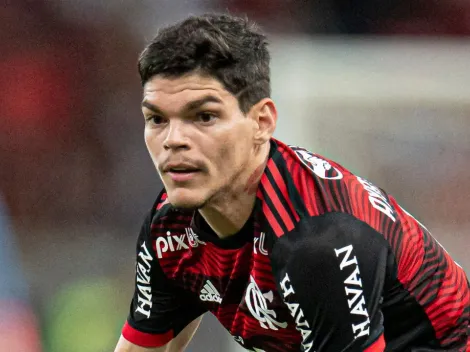 “Apenas Ayrton Lucas”; Flamengo ‘sofre’ com Pulgar, Matheuzinho e +1 usados na lateral