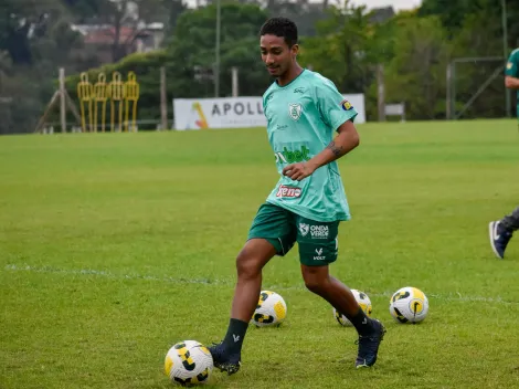  Arthur entra nos minutos finais e crava seu nome na história do América