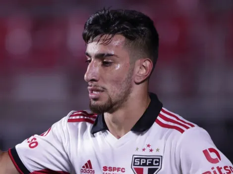 Pedrinho se pronuncia pela 1ª vez após rescisão oficial no São Paulo