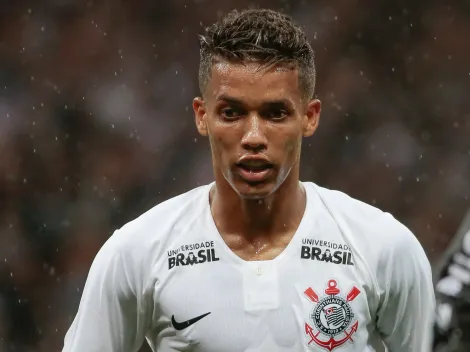 Empresário de Pedrinho 'cobra' Duilio e vídeo viraliza na torcida do Corinthians