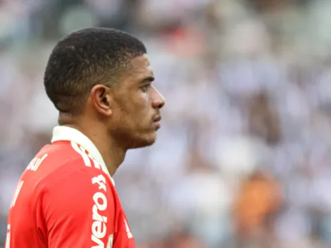 Taison fala sobre situação do Inter e revela se voltaria para o clube