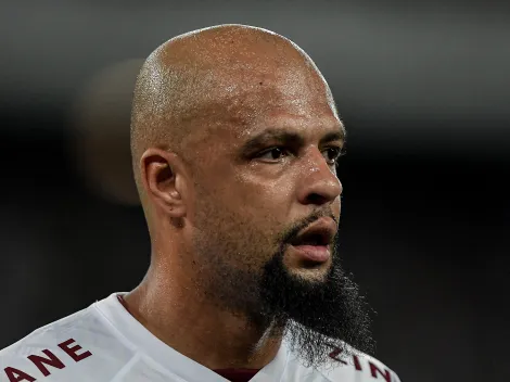 Felipe Melo expõe situação de lesão na web após derrota no clássico