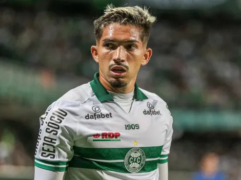 Andrey tem futuro incerto e aguarda decisão do Coritiba