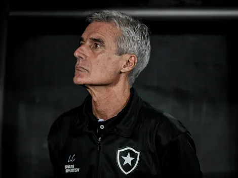 Luís Castro dá recado para torcida sobre briga do Botafogo na temporada