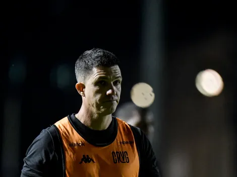 Vasco 'escolhe' trio e pode confirmar substituto de Barbieri