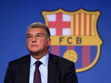 Laporta recua e decide manter atacante no Barcelona para a temporada 2023/24