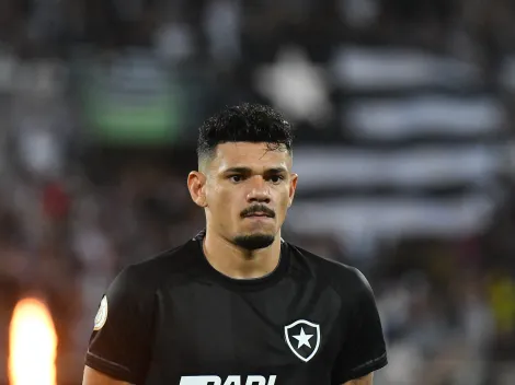 Parça de Tiquinho sobe o tom e manda RECADO aos colegas de Botafogo