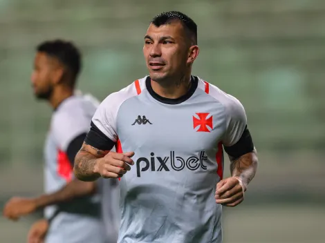 Não quis jogar no Vasco: Gringo 'traíra' recebe PRESENTE de Medel