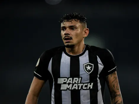 DE SAÍDA! Botafogo negocia 'parça' de Tiquinho com time da Série C