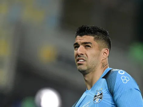 Torcida do Grêmio toma atitude INUSITADA por permanência de Suárez em 2024
