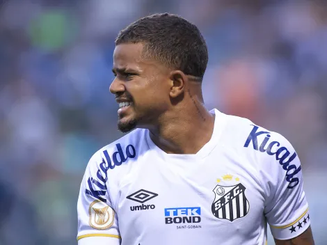 Santos ATUALIZA condição de Kevyson após substituição no SanSão 