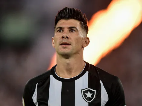 Para atuar com Cuesta: Botafogo dá ultimato em clube europeu para ter zagueiro  