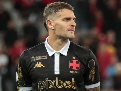 Vegetti surge do nada e faz forte declaração sobre torcida do Botafogo