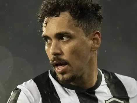 EDUARDO AVISADO! Torcida do Botafogo pede 'camisa 18' para 2024