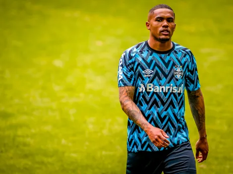 Torcedores tomam atitude para convencer Douglas Costa atuar no Cruzeiro