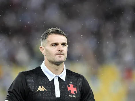 Vasco inclui meta em renovação de contrato com Pablo Vegetti 