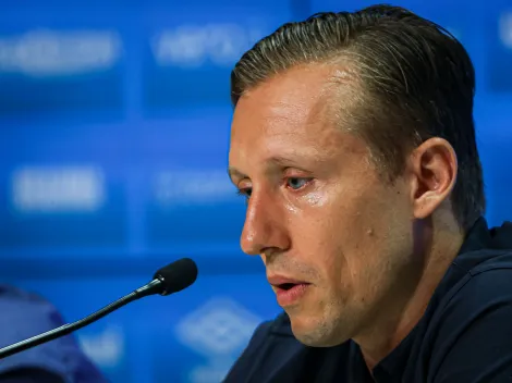 Lucas Leiva 'reaparece' e declaração de última hora chega voando no Grêmio 
