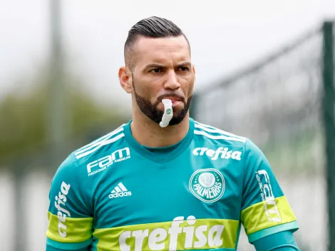 Ex-Palmeiras acaba de tomar ação 'forte' envolvendo a situação de Weverton 