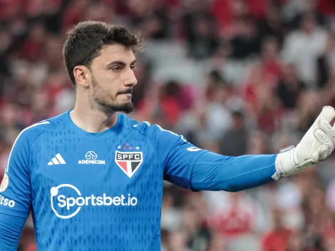 Torcida do São Paulo fica na bronca com pênalti de Rafael