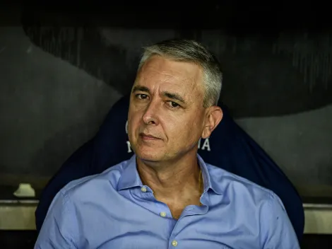 Mesmo após demitido, Botafogo tem que pagar multa para Conmebol, por causa e Tiago Nunes
