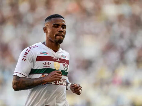 Novidade no FlaxFlu? Com ausência de Douglas Costa torcida do Fluminense pede atacante 