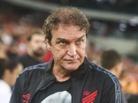 Cuca explica tom de cautela após estreia com goleada no Athletico