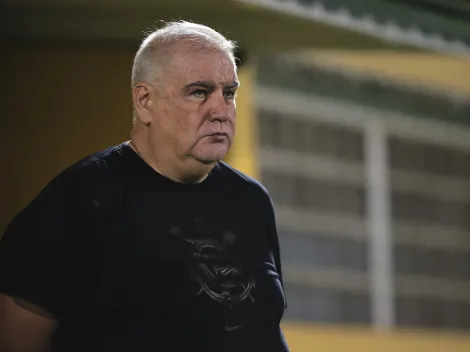 Rubão faz fortes críticas à arbitragem em vitória do Corinthians