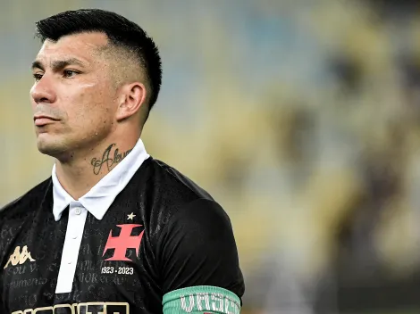 Notícia 'urgente' envolvendo o futuro de Medel vaza nos bastidores do Vasco