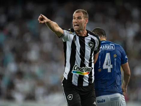 Carli não se cala e aponta ‘culpado’ pela derrota do Botafogo no clássico carioca