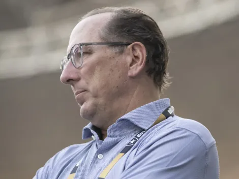 Mais problemas para Textor: Rival cobra dívida de R$ 3,7 milhões por jogador