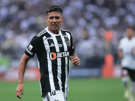 Atlético fica na bronca com arbitragem após entrada de Fagner em Zaracho 