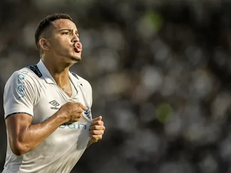 Torcida faz 'força' por fico de Gustavo Martins no Grêmio