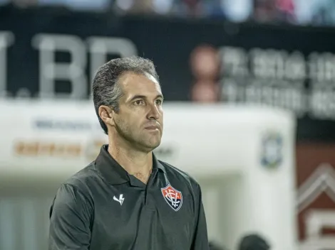 Léo Condé elogia desempenho do Vitória e lamenta empate no Ba-Vi