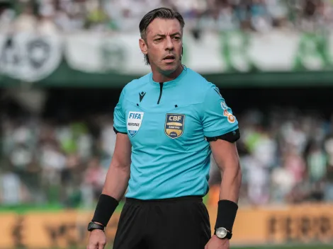 Botafogo toma atitude sobre Raphael Claus que 'ferve' na web