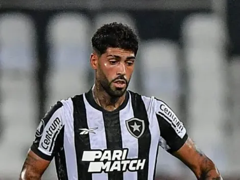 Alexander Barboza pode sair do Botafogo no meio do ano