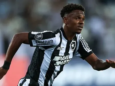 Dor de cabeça: Tempo de recuperação de Jeffinho é exposto no Botafogo