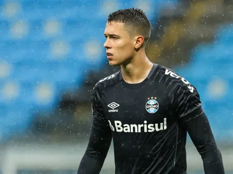 Brenno não deve retornar e Grêmio planeja nova negociação