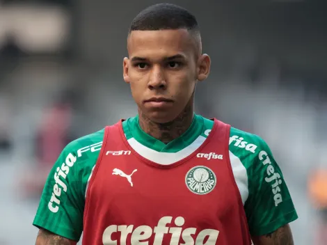 Vitória acerta contratação de Gustavo Garcia, lateral do Palmeiras