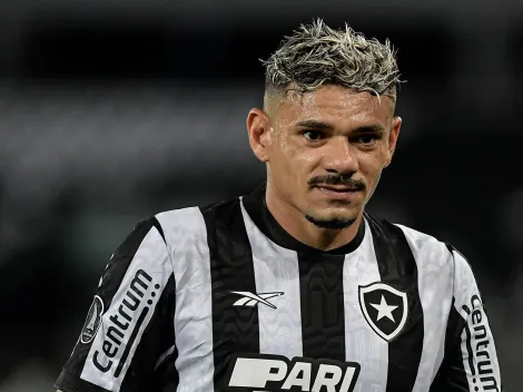 Artur Jorge 'pula de alegria' com novidade sobre Tiquinho no Botafogo