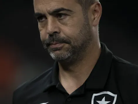 Artur Jorge explica formação do Botafogo com apenas um atacante